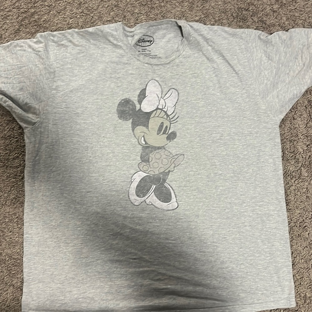 Men’s Disney Shirts!!